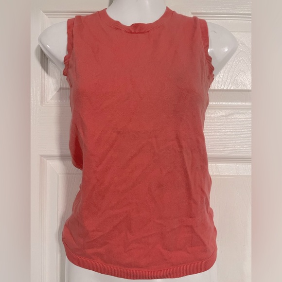 Tommy Hilfiger knit vest in a soft peach colour size S - Picture 1 of 3